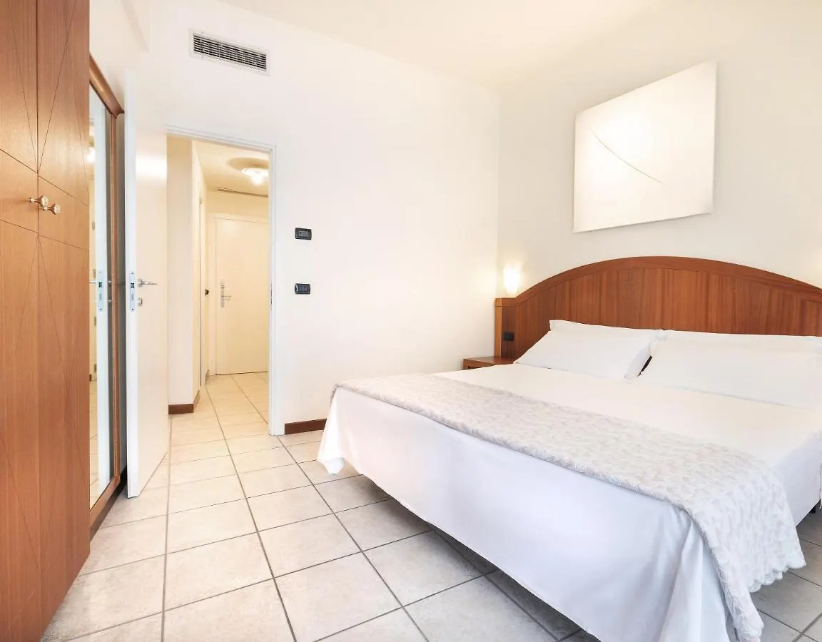 Hotel Bellevue Beach - Sul Mare Milano Marittima Italy