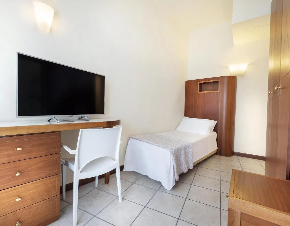 Hotel Bellevue Beach - Sul Mare Milano Marittima 4*,  Italy