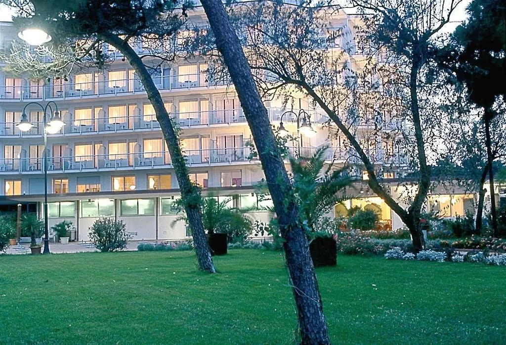 Hotel Bellevue Beach - Sul Mare Milano Marittima
